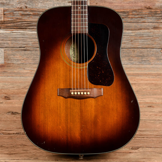 Guild D-25 Sunburst 1983 Acoustic Guitars / Dreadnought