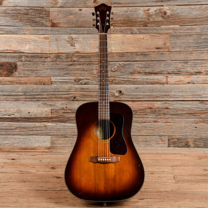 Guild D-25 Sunburst 1983 Acoustic Guitars / Dreadnought