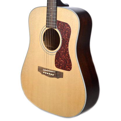 Guild USA D-40 Dreadnought Sitka Spruce/Mahogany Natural w/LR Baggs Pickup Acoustic Guitars / Dreadnought