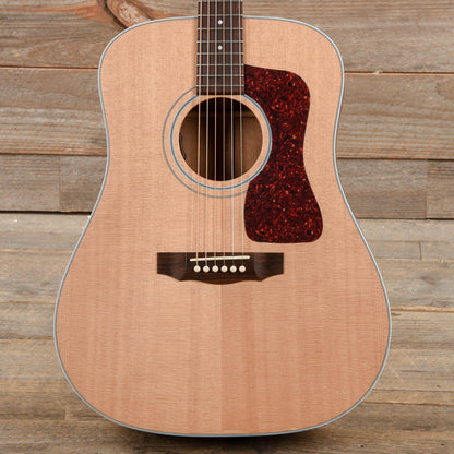 Guild USA D-40 Dreadnought Sitka Spruce/Mahogany Natural w/LR Baggs Pickup Acoustic Guitars / Dreadnought