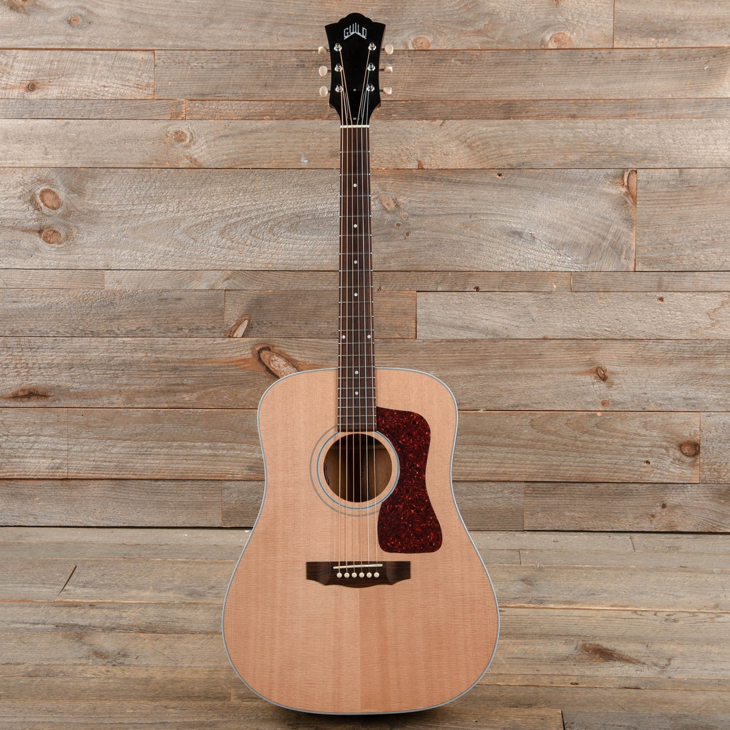 Guild USA D-40 Dreadnought Sitka Spruce/Mahogany Natural w/LR Baggs Pickup Acoustic Guitars / Dreadnought