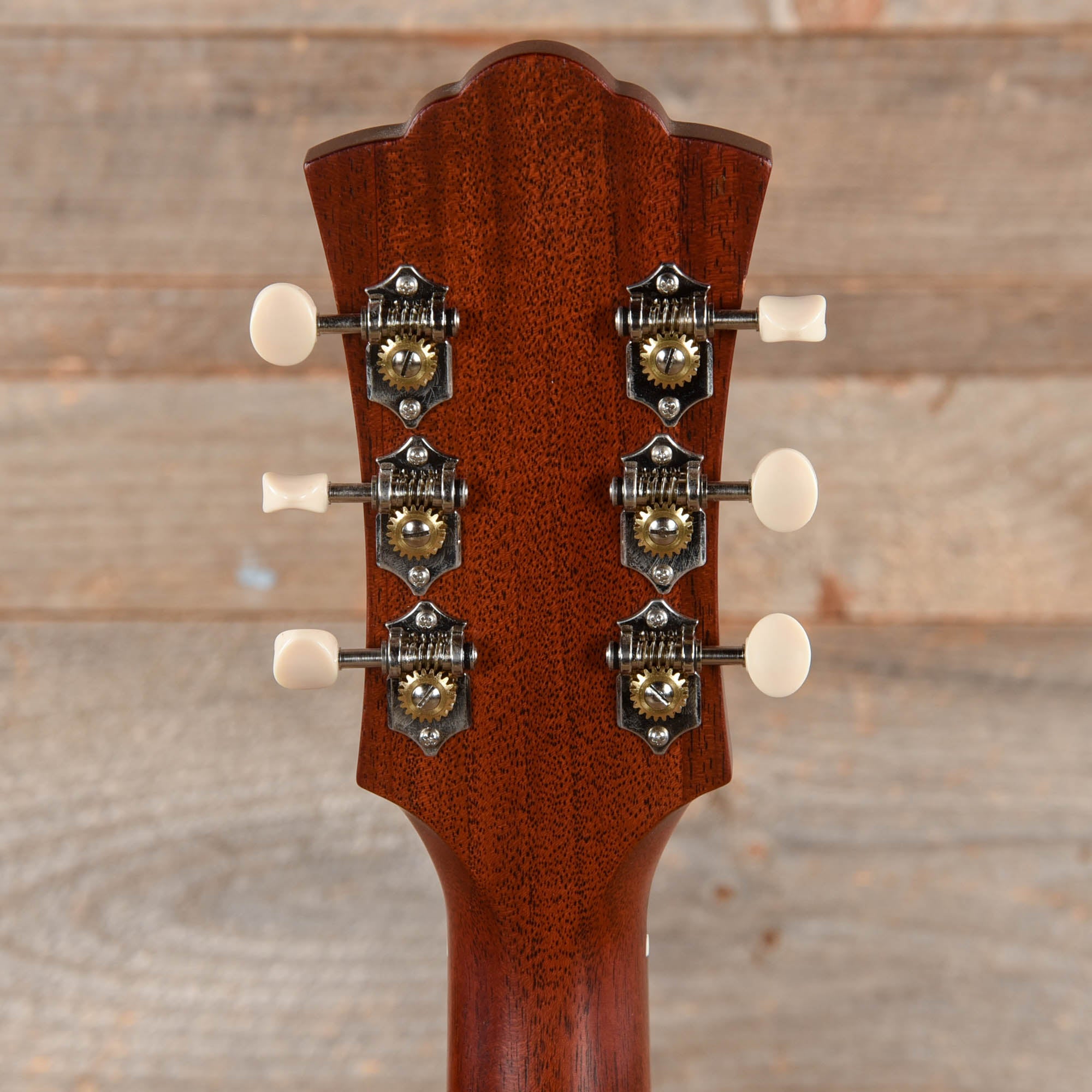 Guild USA D-40 Dreadnought Sitka Spruce/Mahogany Natural w/LR Baggs Pickup Acoustic Guitars / Dreadnought