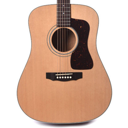 Guild USA D-40 Standard Dreadnought Natural Acoustic Guitars / Dreadnought