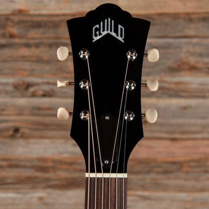 Guild USA D-40 Standard Natural Acoustic Guitars / Dreadnought
