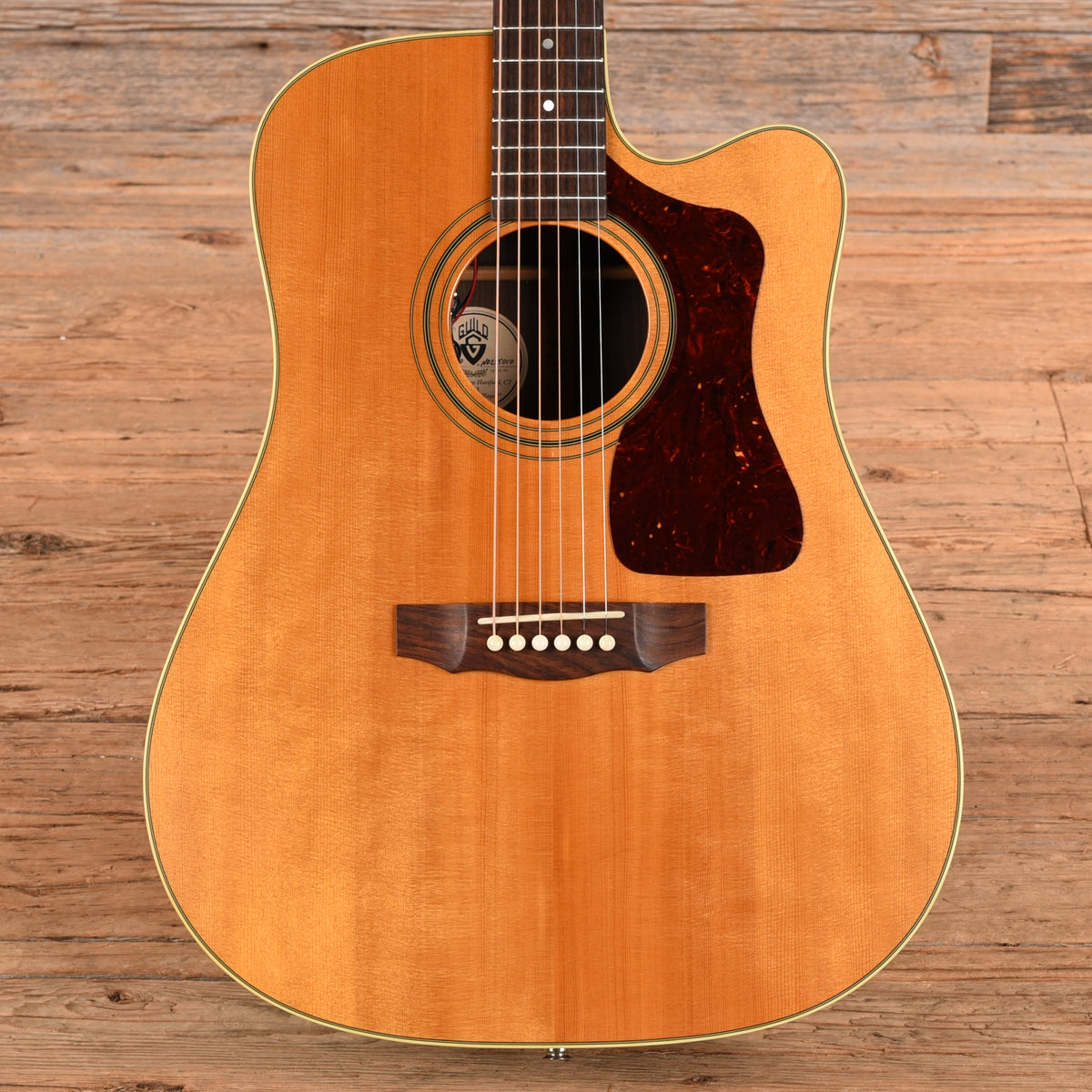 Guild D50ce Natural 2011 Acoustic Guitars