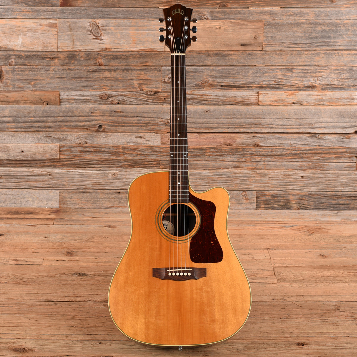 Guild D50ce Natural 2011 Acoustic Guitars