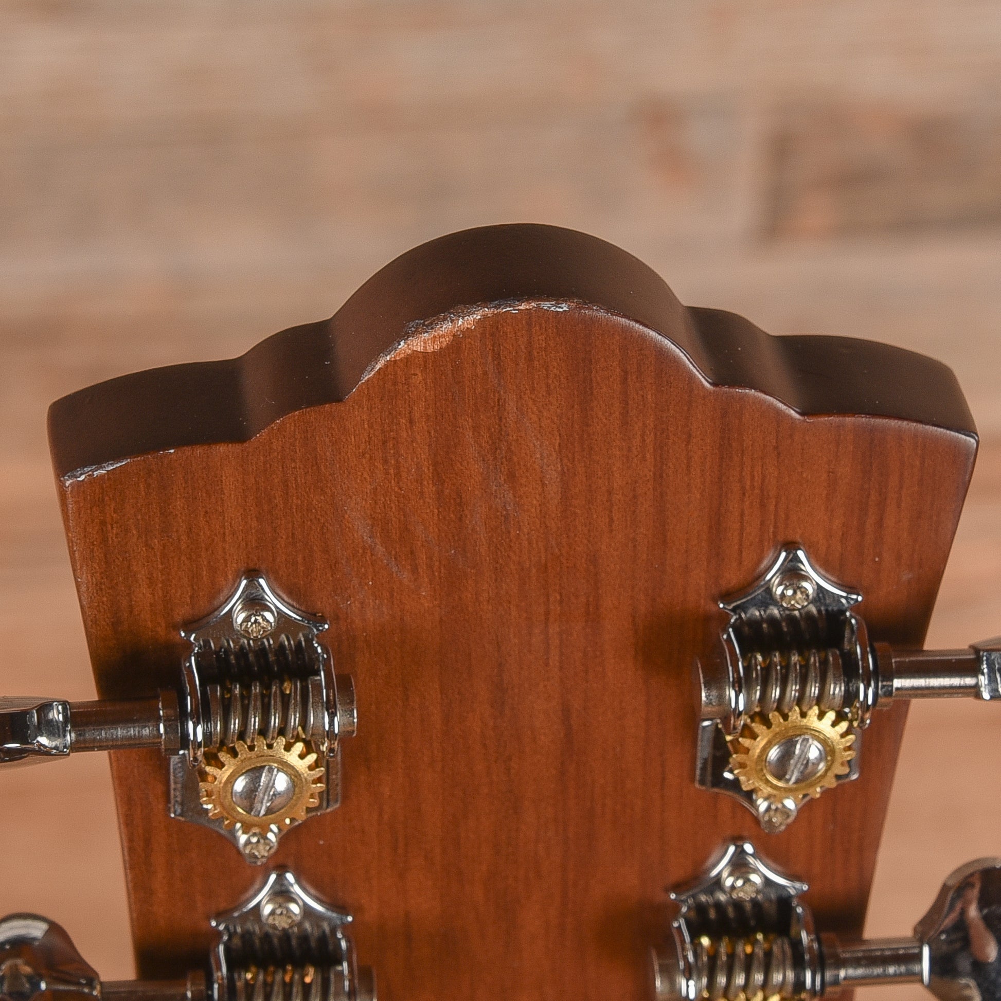 Guild OM-320 Brown Acoustic Guitars