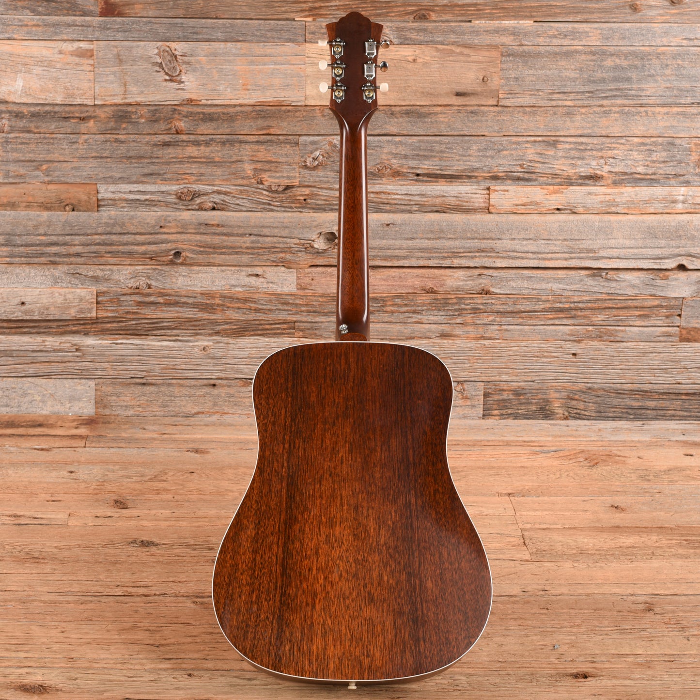 Guild USA D-40 Standard Natural Satin Acoustic Guitars