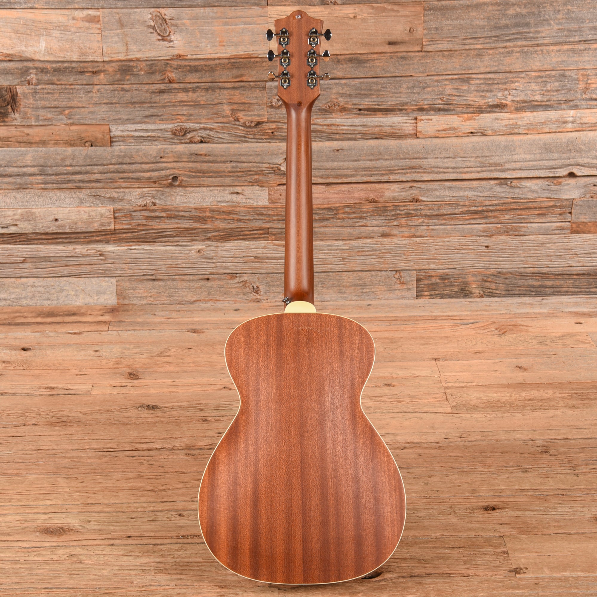 Guild Westerly M-240E Troubador Sunburst Acoustic Guitars