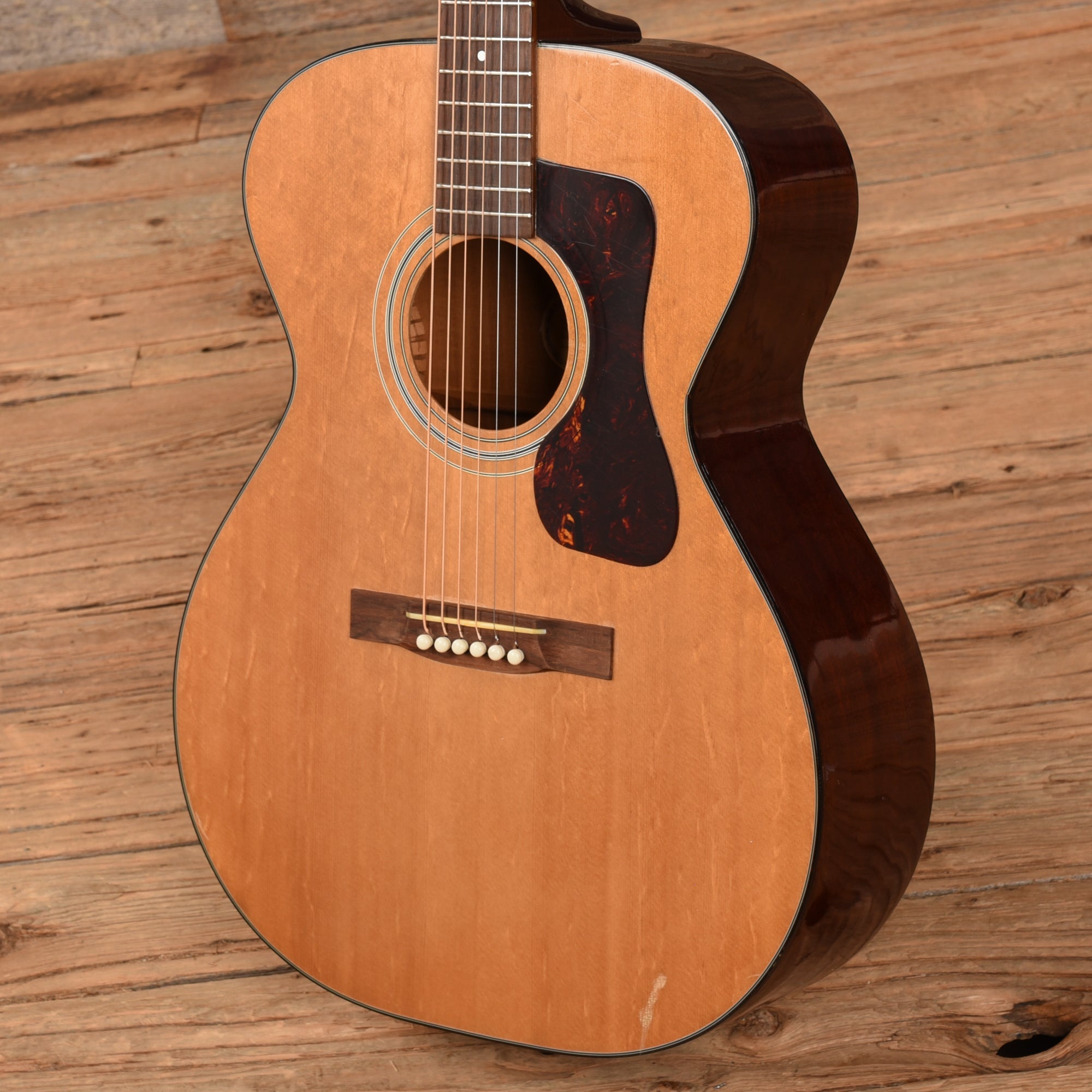 Guild F-30 NT Natural 1970 – Chicago Music Exchange