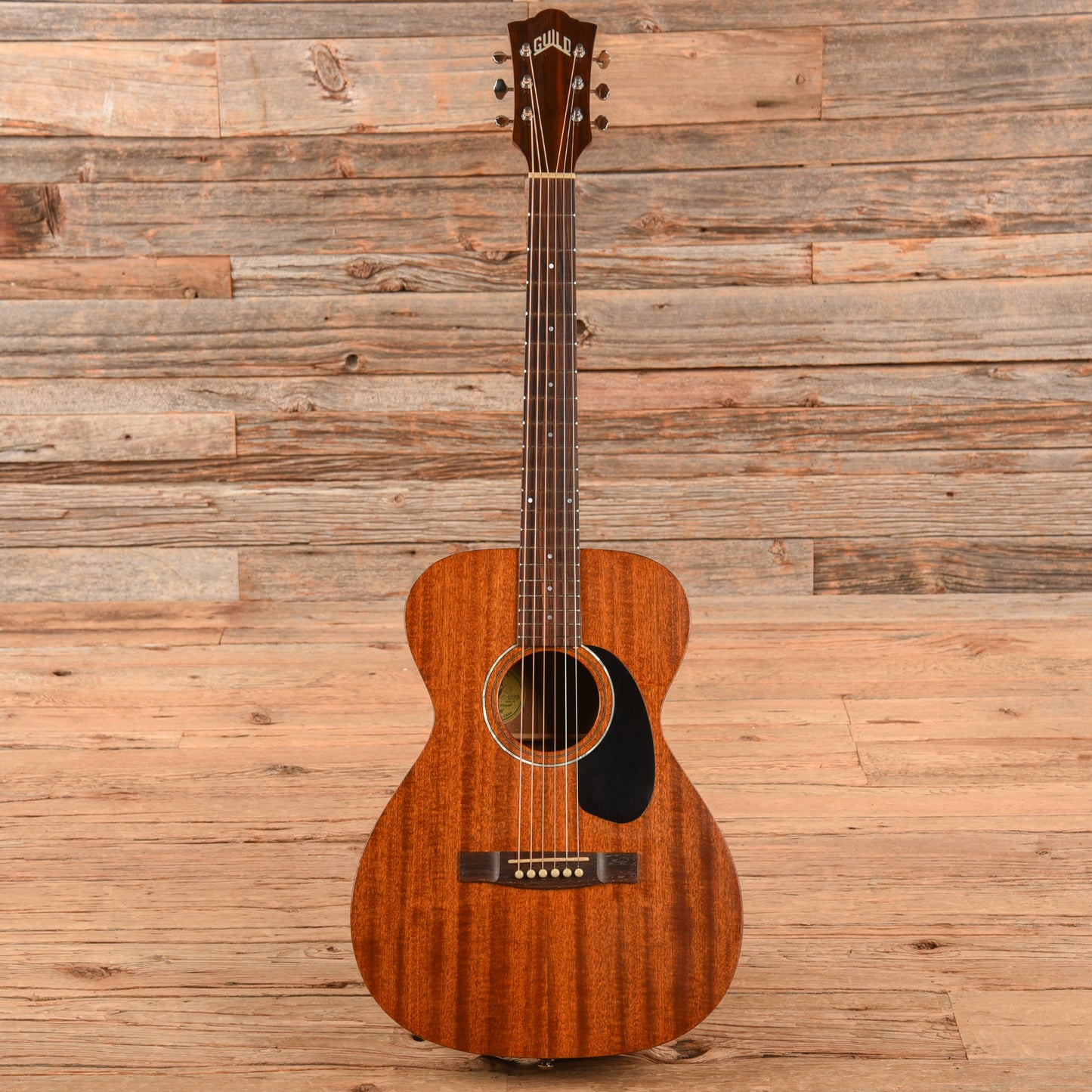 Guild M120-NAT Natural Acoustic Guitars / OM and Auditorium