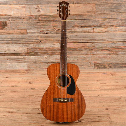 Guild M120-NAT Natural Acoustic Guitars / OM and Auditorium