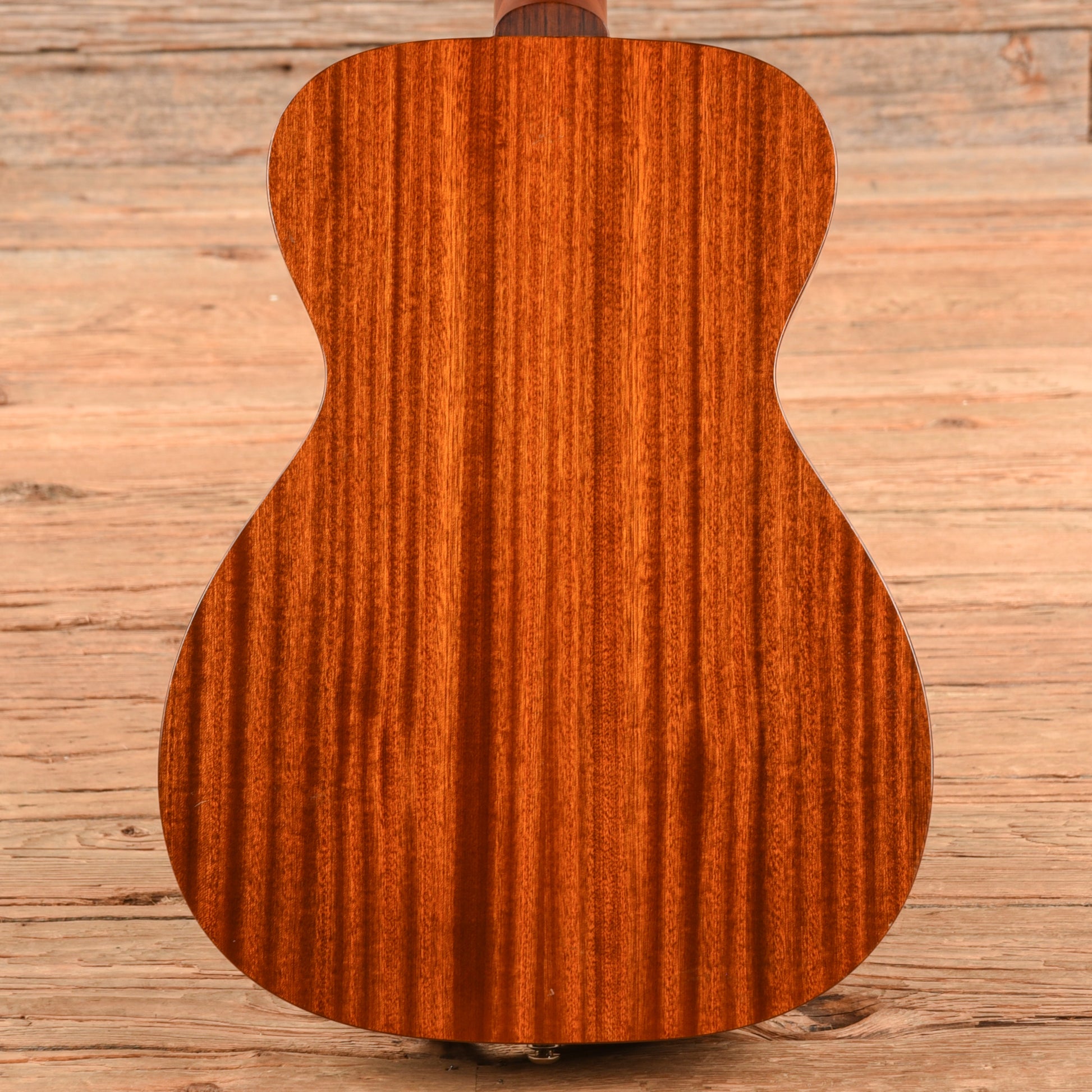 Guild M120-NAT Natural Acoustic Guitars / OM and Auditorium