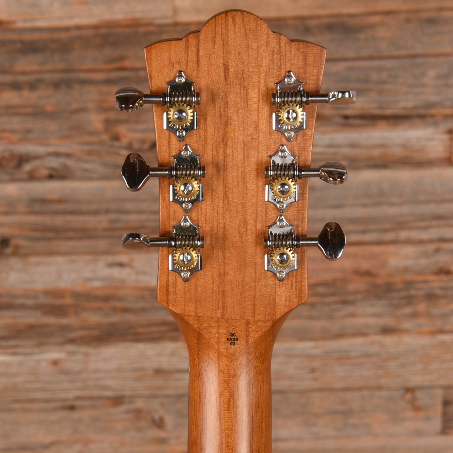 Guild OM-320 Natural Acoustic Guitars / OM and Auditorium