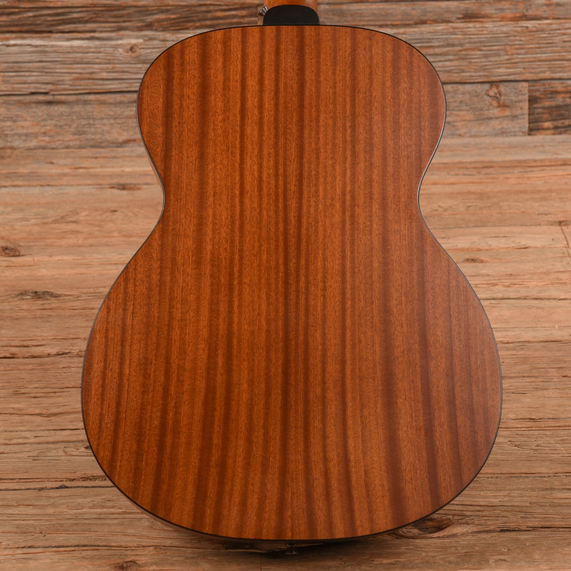 Guild OM-320 Natural Acoustic Guitars / OM and Auditorium