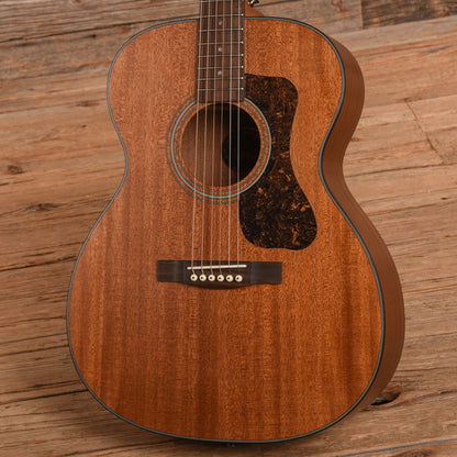 Guild OM-320 Natural Acoustic Guitars / OM and Auditorium