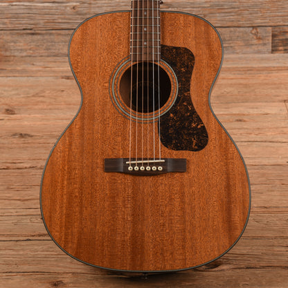 Guild OM-320 Natural Acoustic Guitars / OM and Auditorium