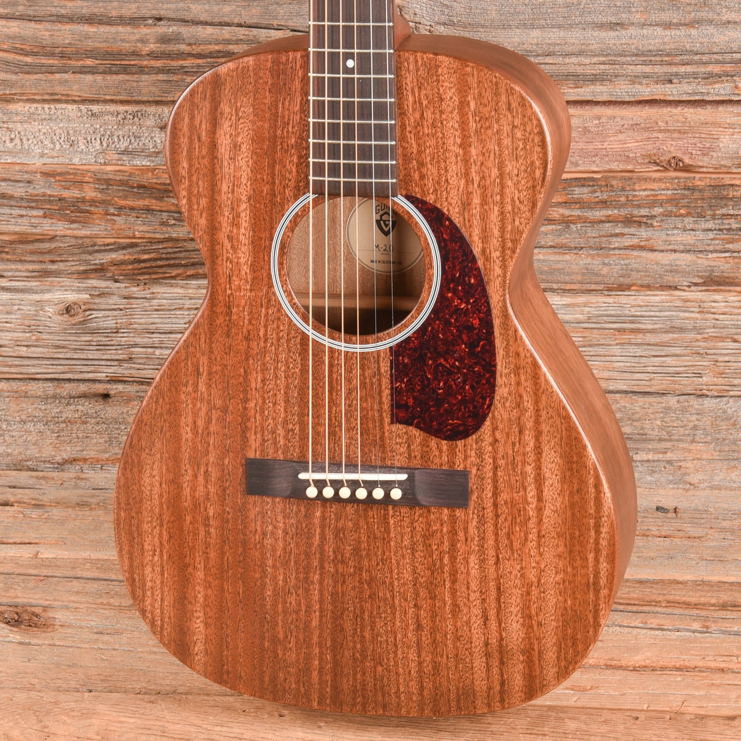 Guild USA M-20 Brown Acoustic Guitars / OM and Auditorium