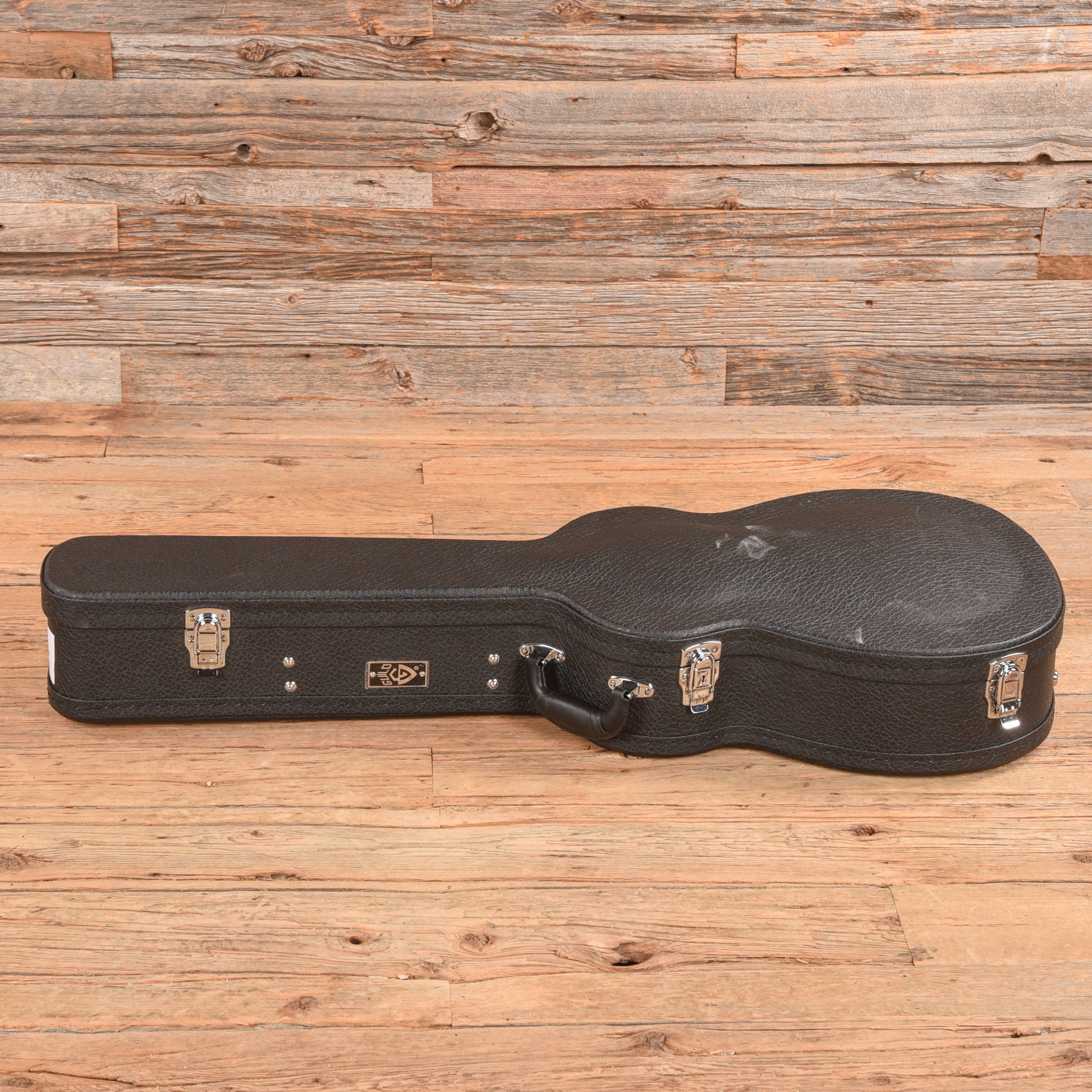 Guild USA M-20 Brown Acoustic Guitars / OM and Auditorium