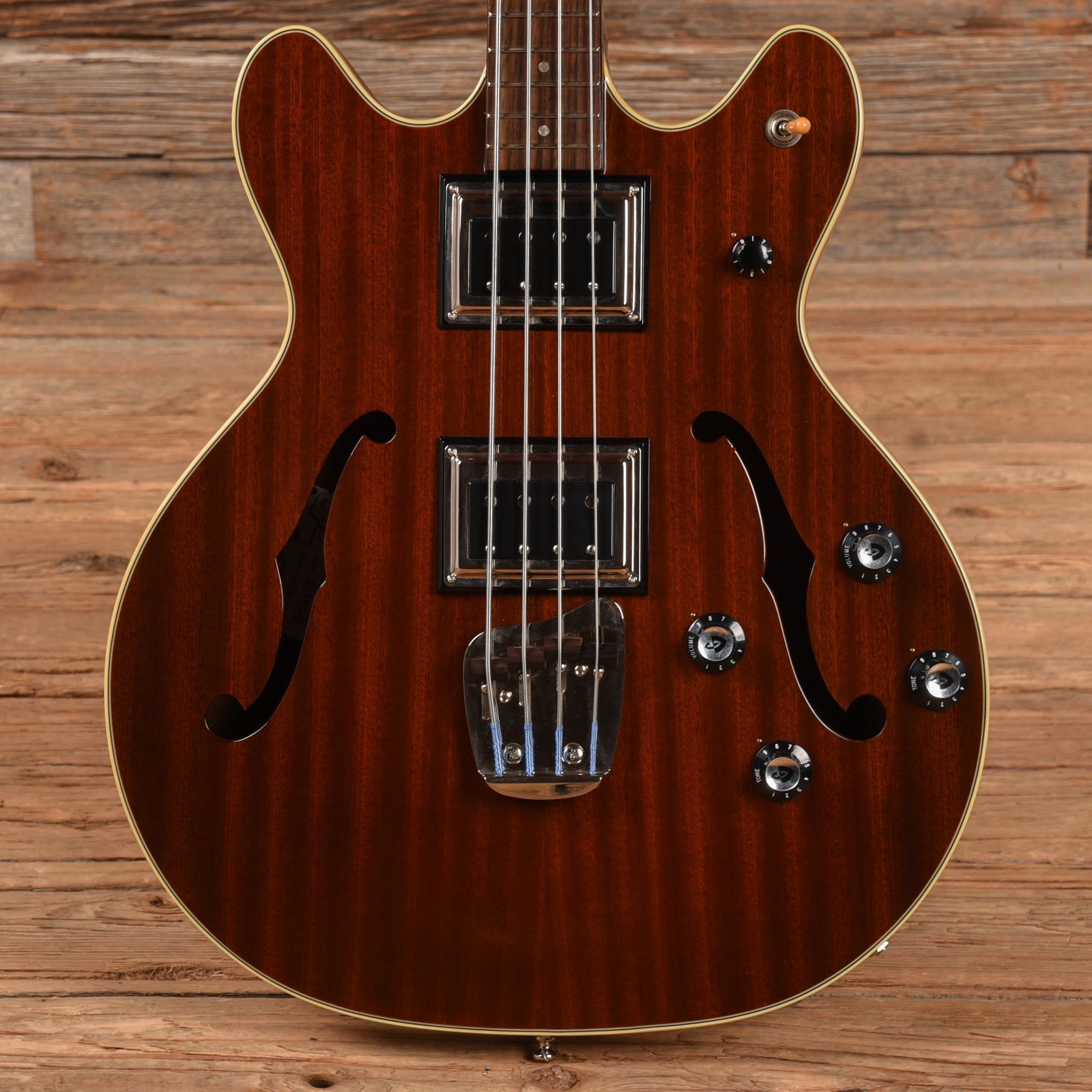 Guild Newark St. Collection Starfire II Bass Walnut 2016 Bass Guitars / 4-String