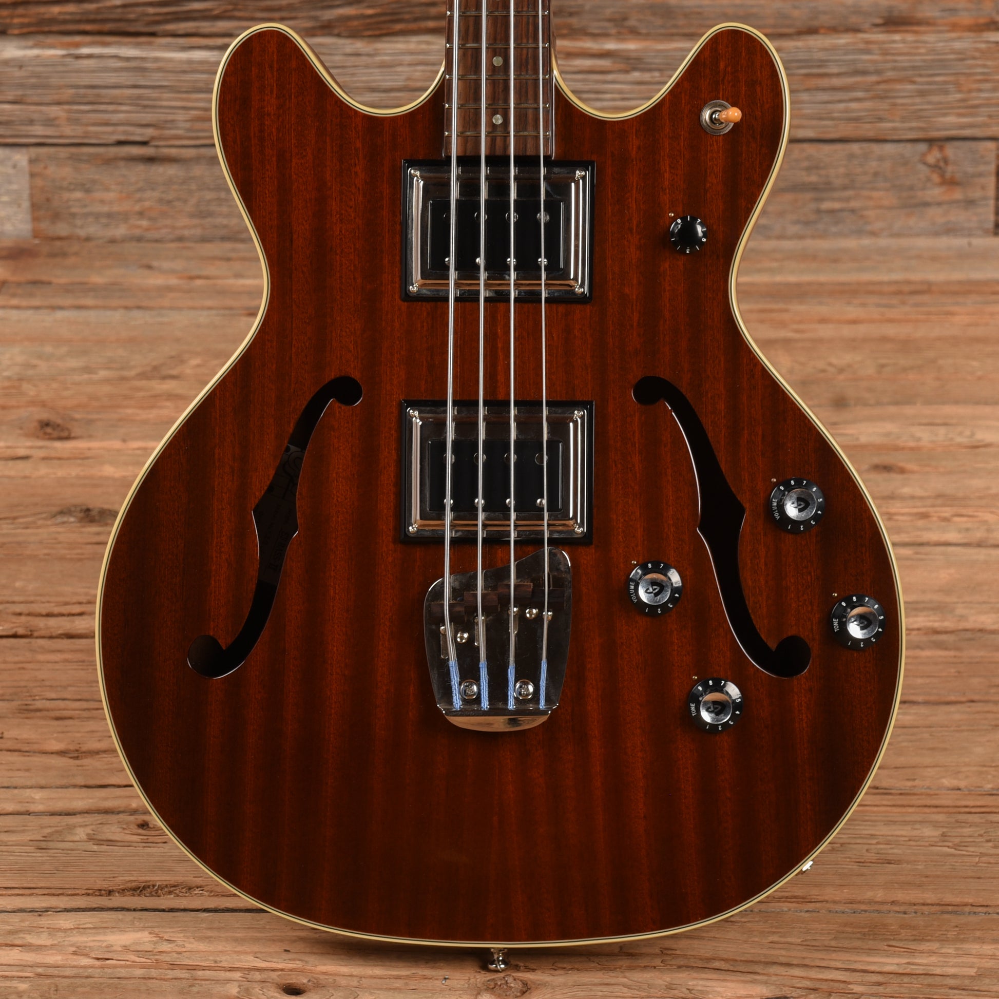 Guild Newark St. Collection Starfire II Bass Walnut 2016 Bass Guitars / 4-String
