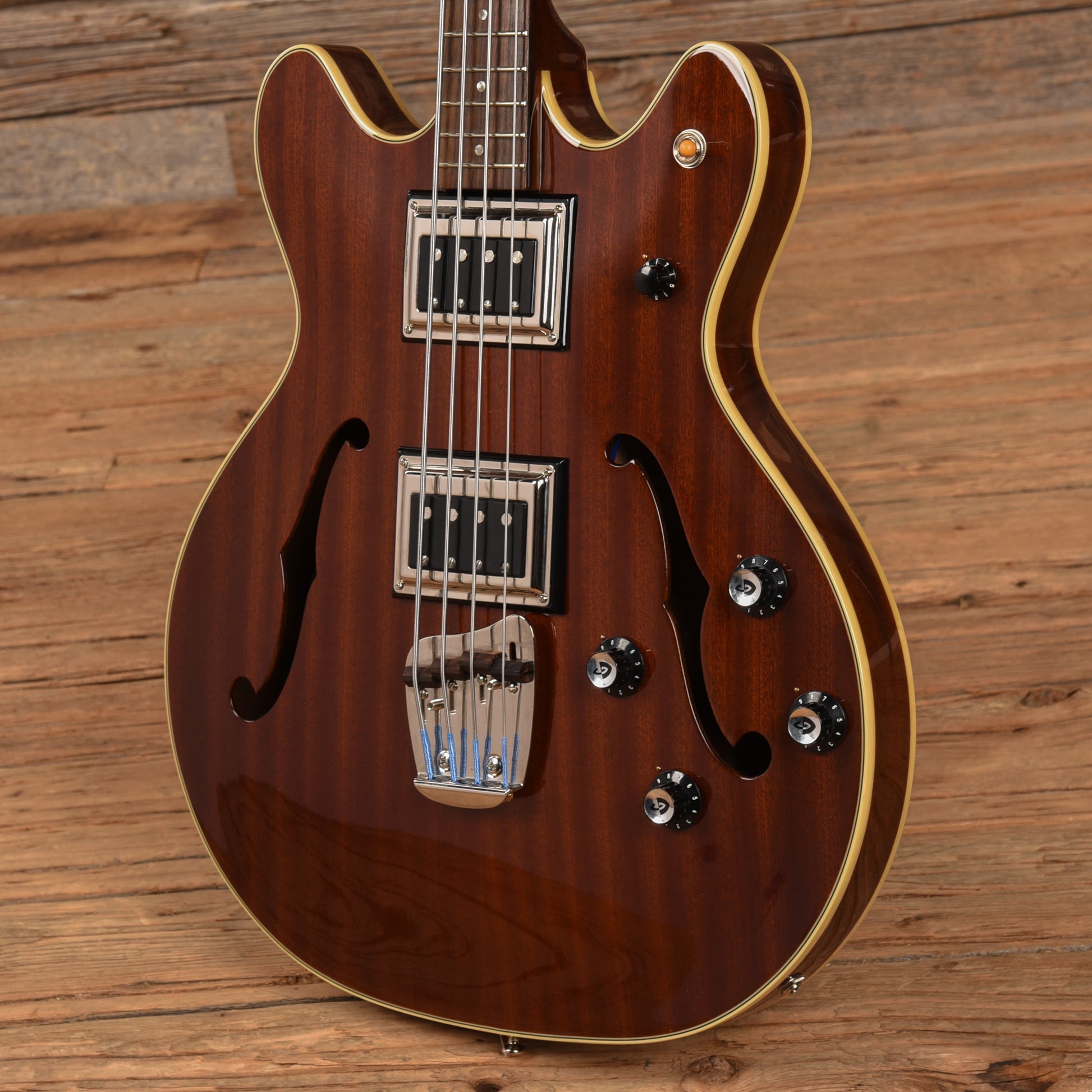 Guild Newark St. Collection Starfire II Bass Walnut 2016 Bass Guitars / 4-String