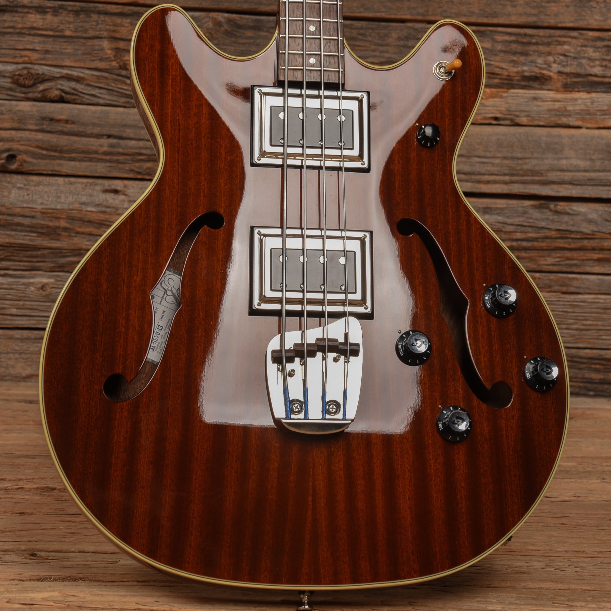 Guild Newark St. Collection Starfire II Bass Walnut 2016 Bass Guitars / 4-String