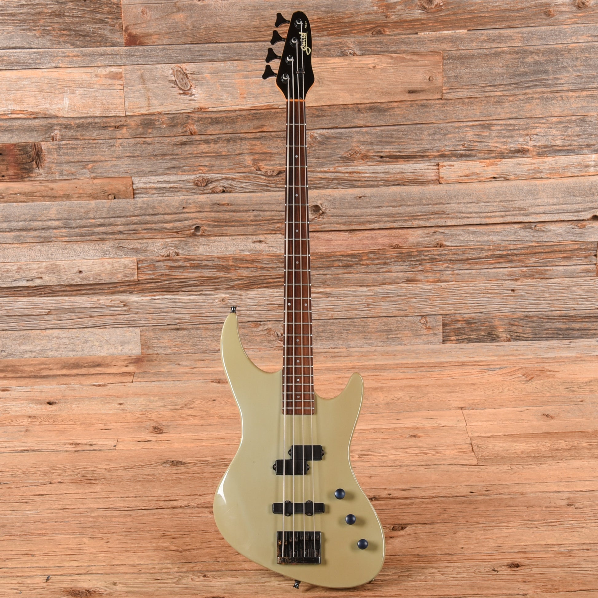 Guild Pilot 602 Robins Egg Blue Bass Guitars / 4-String