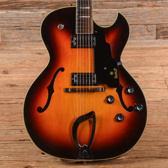 Guild CE-100D Sunburst 1965 Electric Guitars / Hollow Body