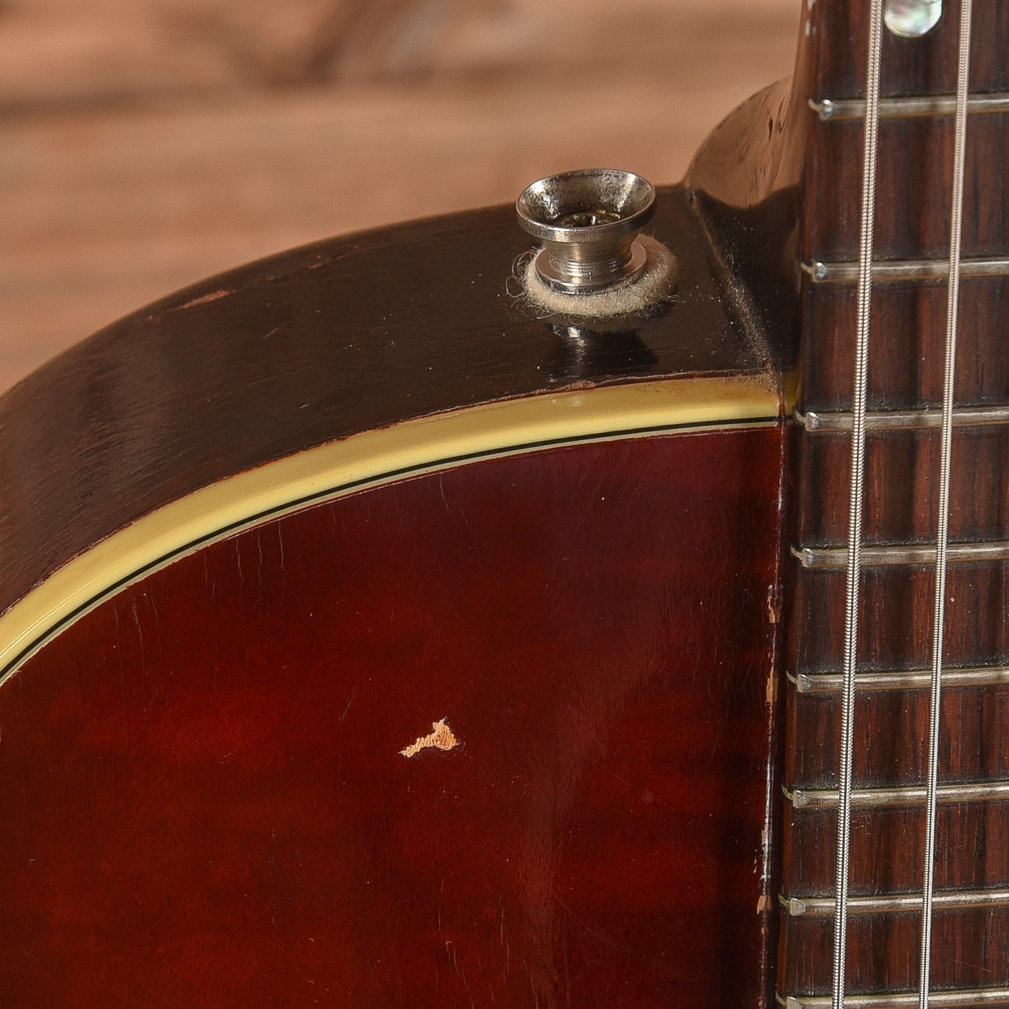 Guild M-65 3/4 Sunburst 1965 Electric Guitars / Hollow Body