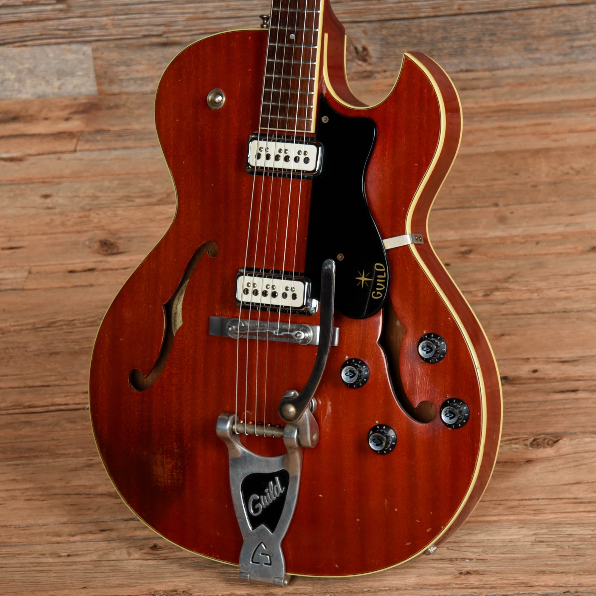 Guild Starfire III Cherry 1963 Electric Guitars / Hollow Body