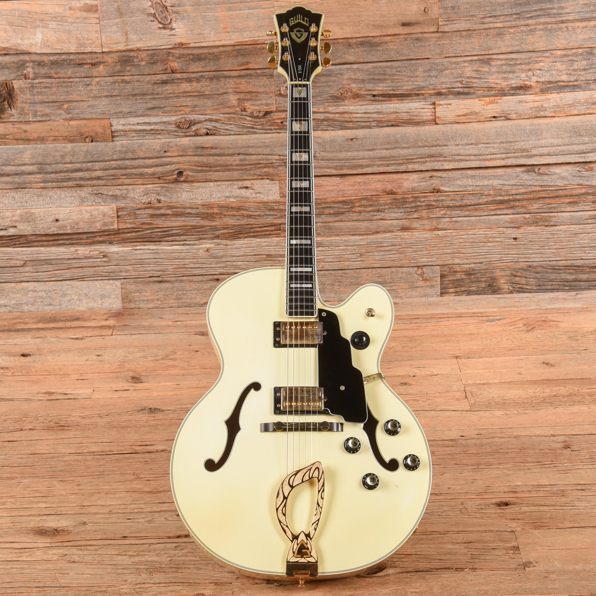 Guild X-500 White 1988 Electric Guitars / Hollow Body
