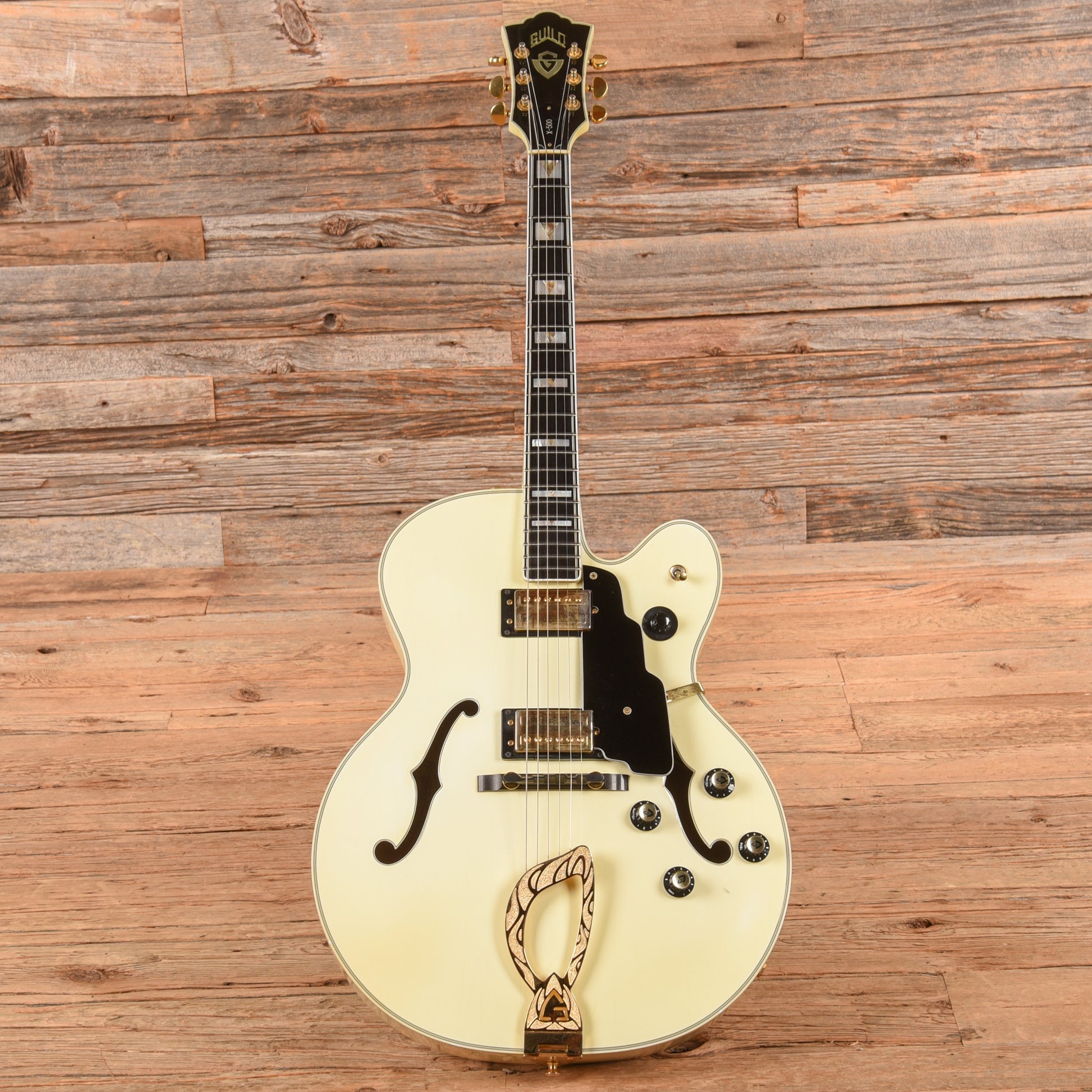 Guild X-500 White 1988 Electric Guitars / Hollow Body