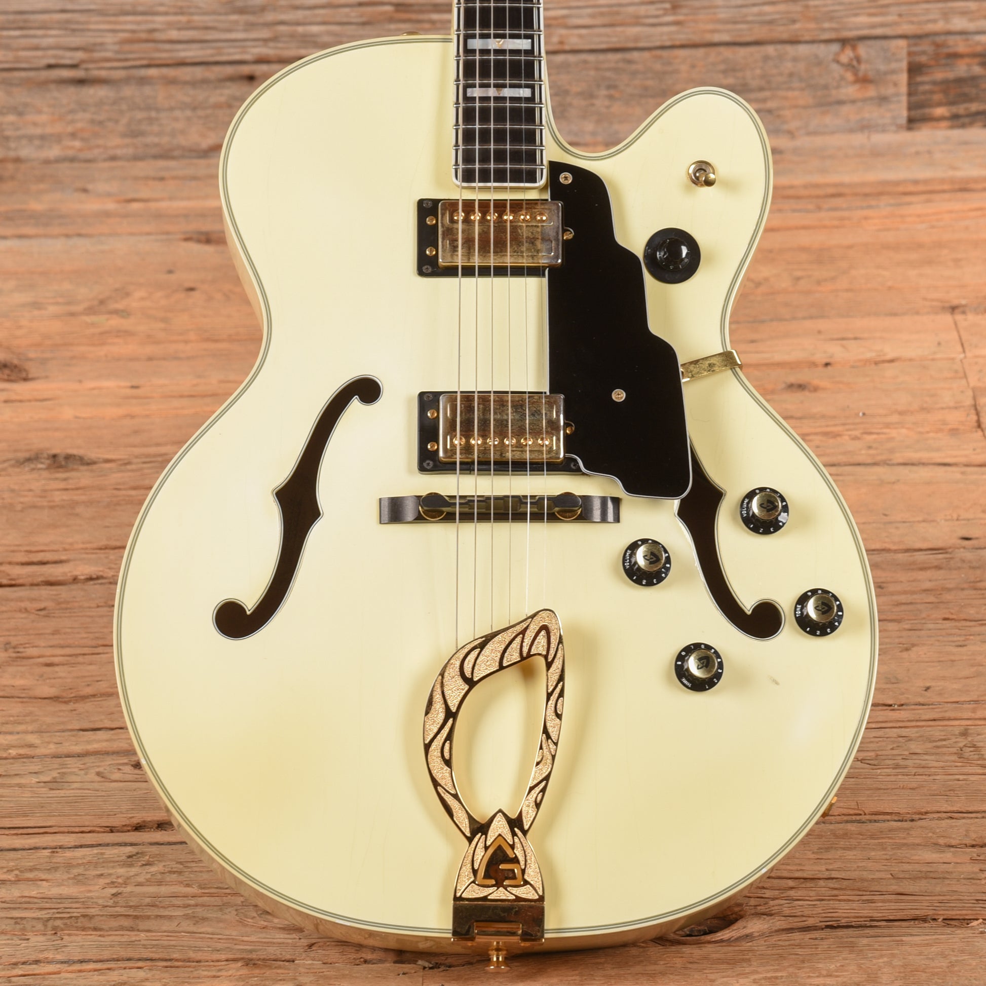 Guild X-500 White 1988 Electric Guitars / Hollow Body