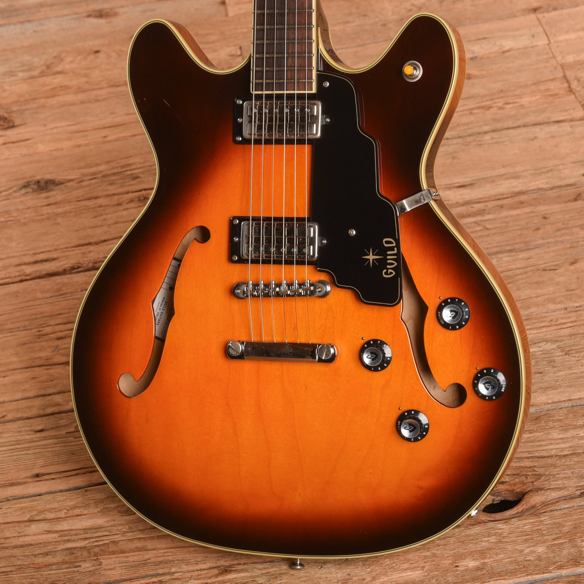 Guild Newark St. Collection Starfire IV ST Vintage Sunburst 2015 Electric Guitars / Semi-Hollow