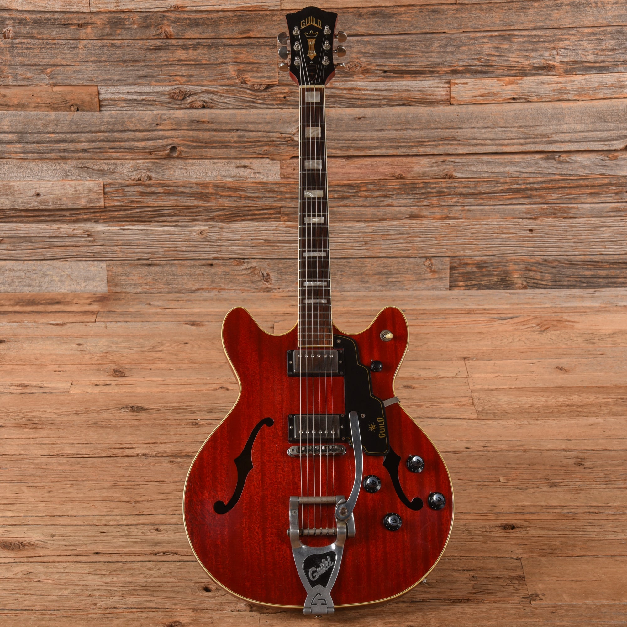 Guild Starfire V Cherry 1968 Electric Guitars / Semi-Hollow