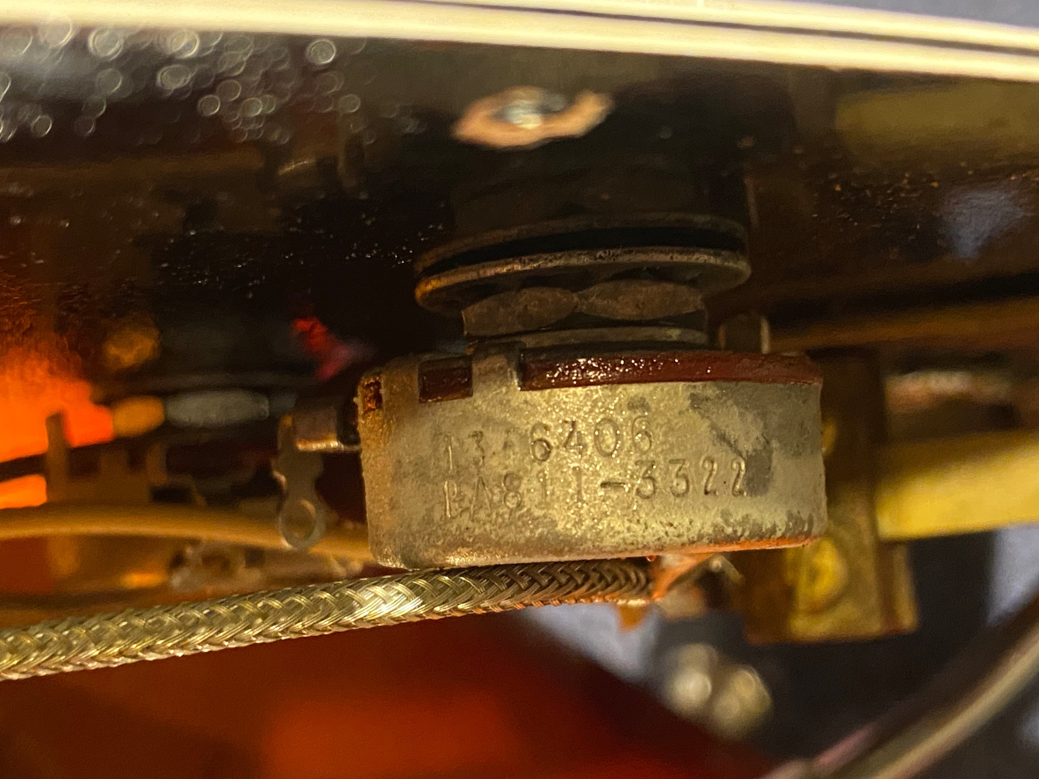 Guild Polara S-100 Sunburst 1964 Electric Guitars / Solid Body