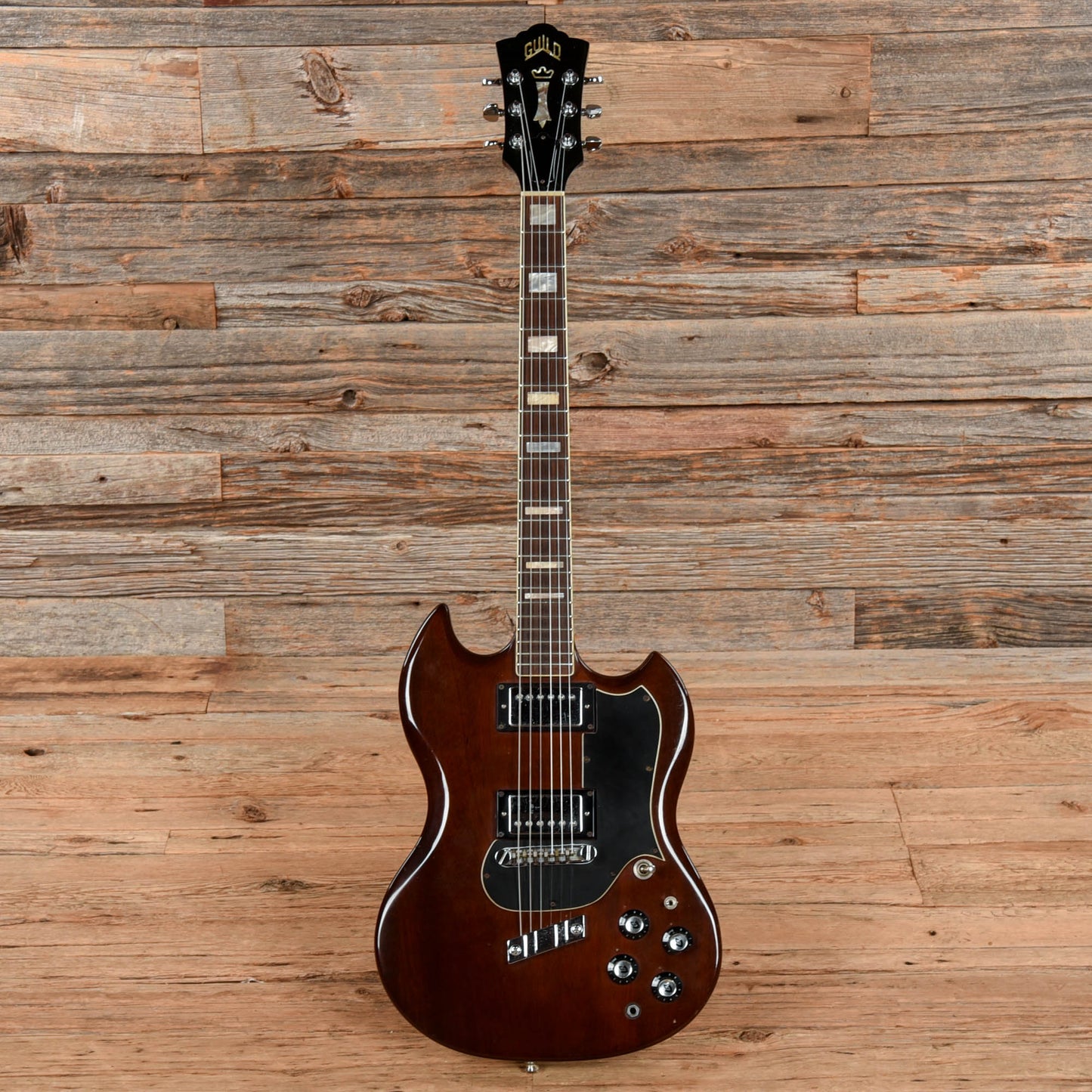 Guild S-100 Walnut 1974 Electric Guitars / Solid Body