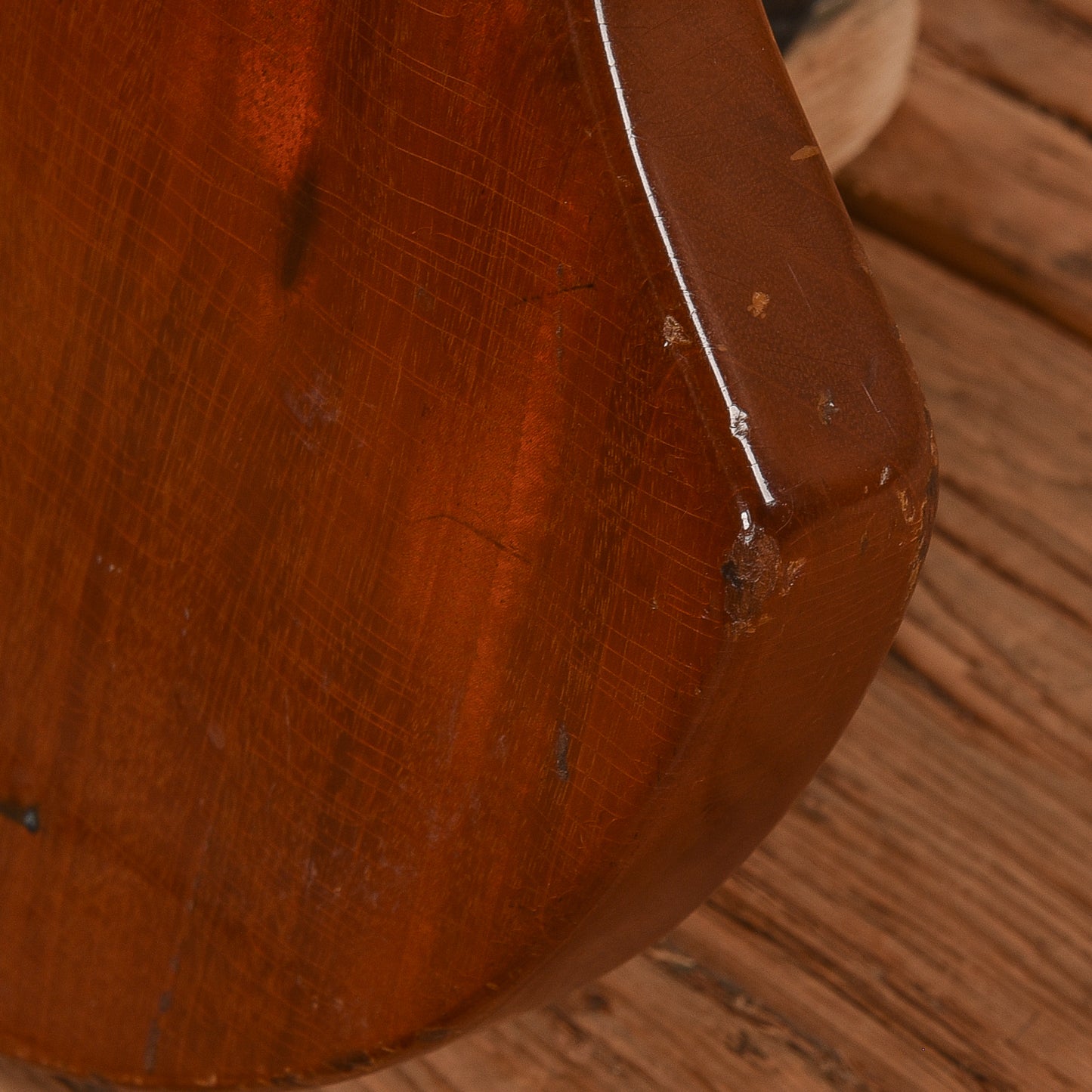 Guild S-60-D Walnut 1978 Electric Guitars / Solid Body