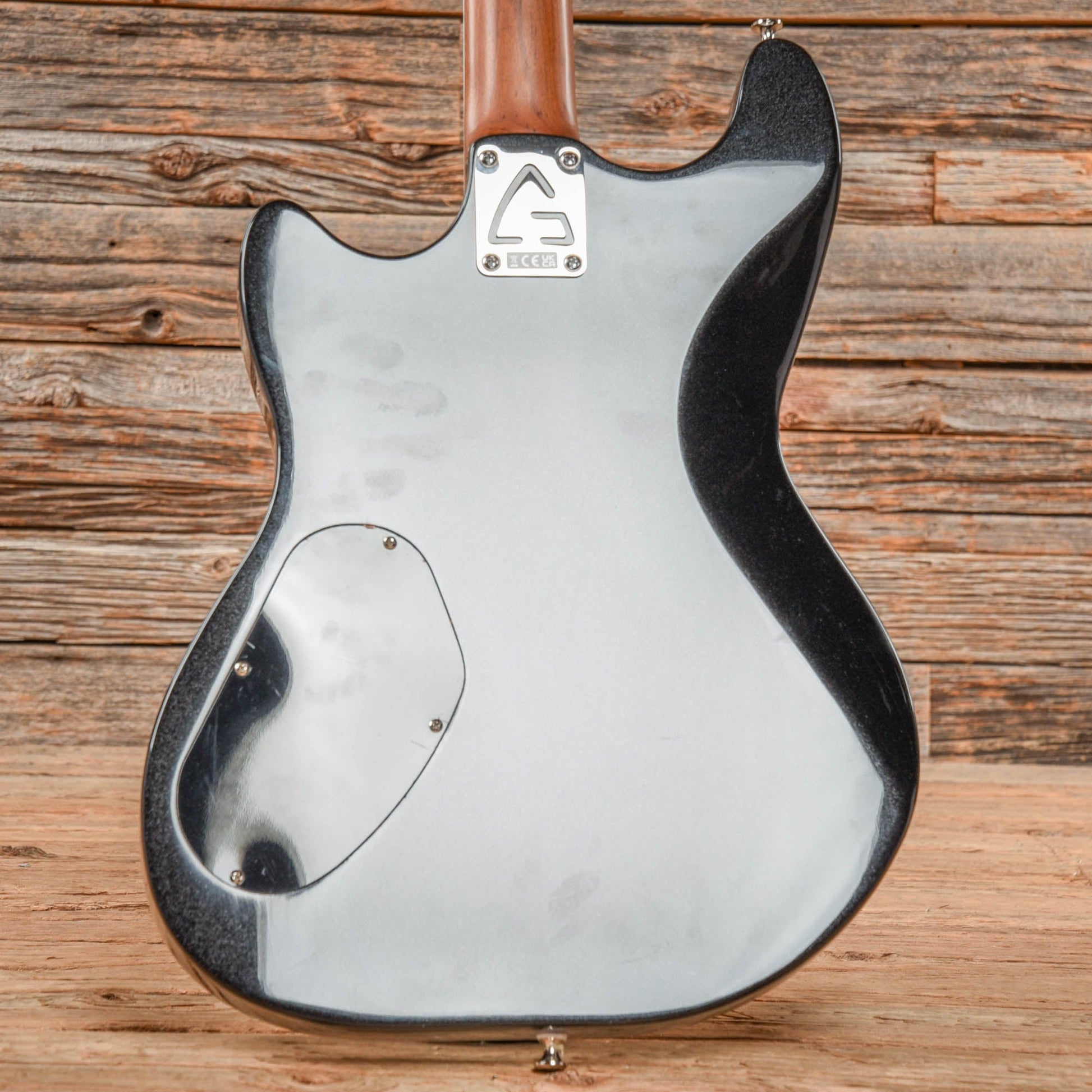 Guild Surfliner Deluxe Black Electric Guitars / Solid Body