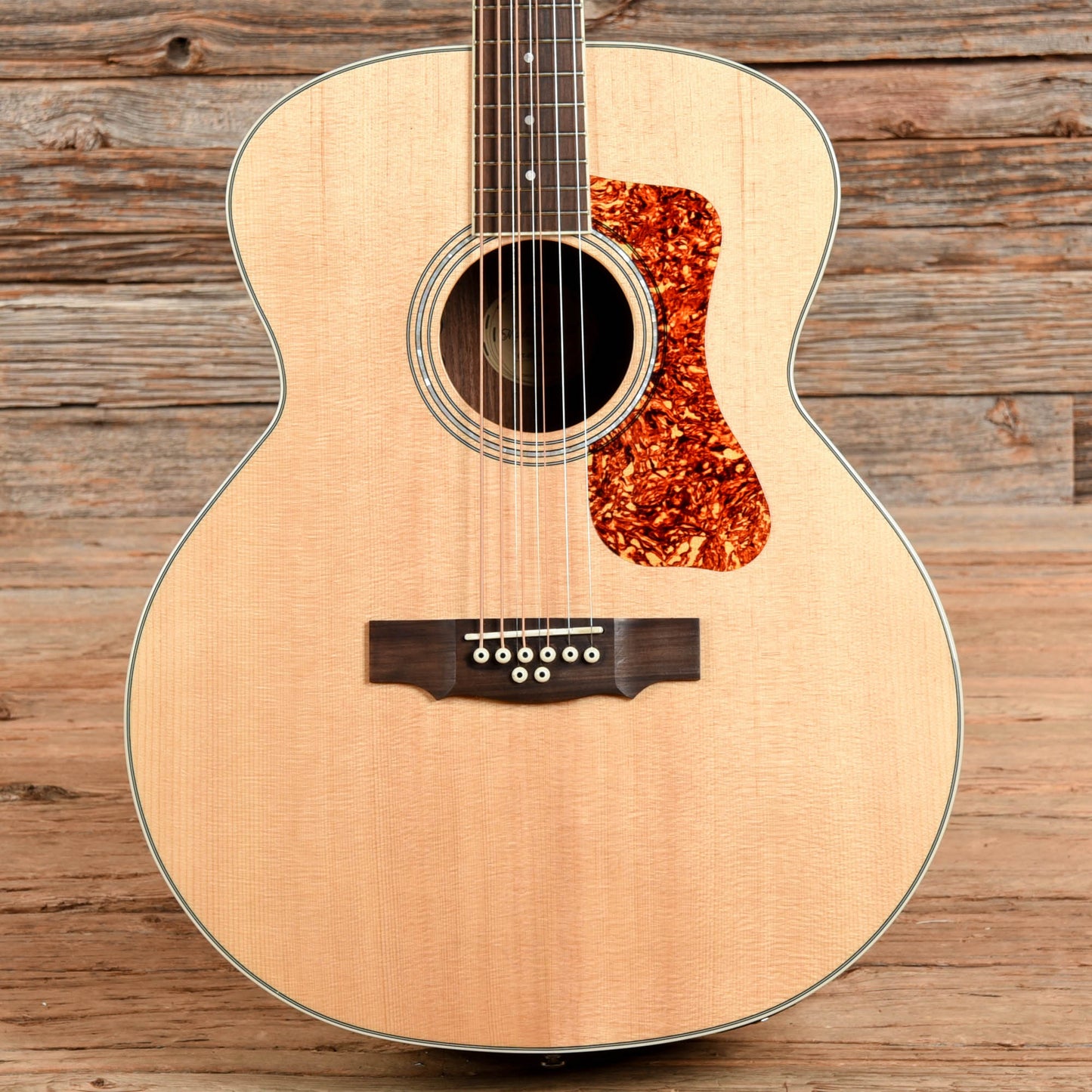 Guild Westerly Collection BT-258E Deluxe Baritone Natural