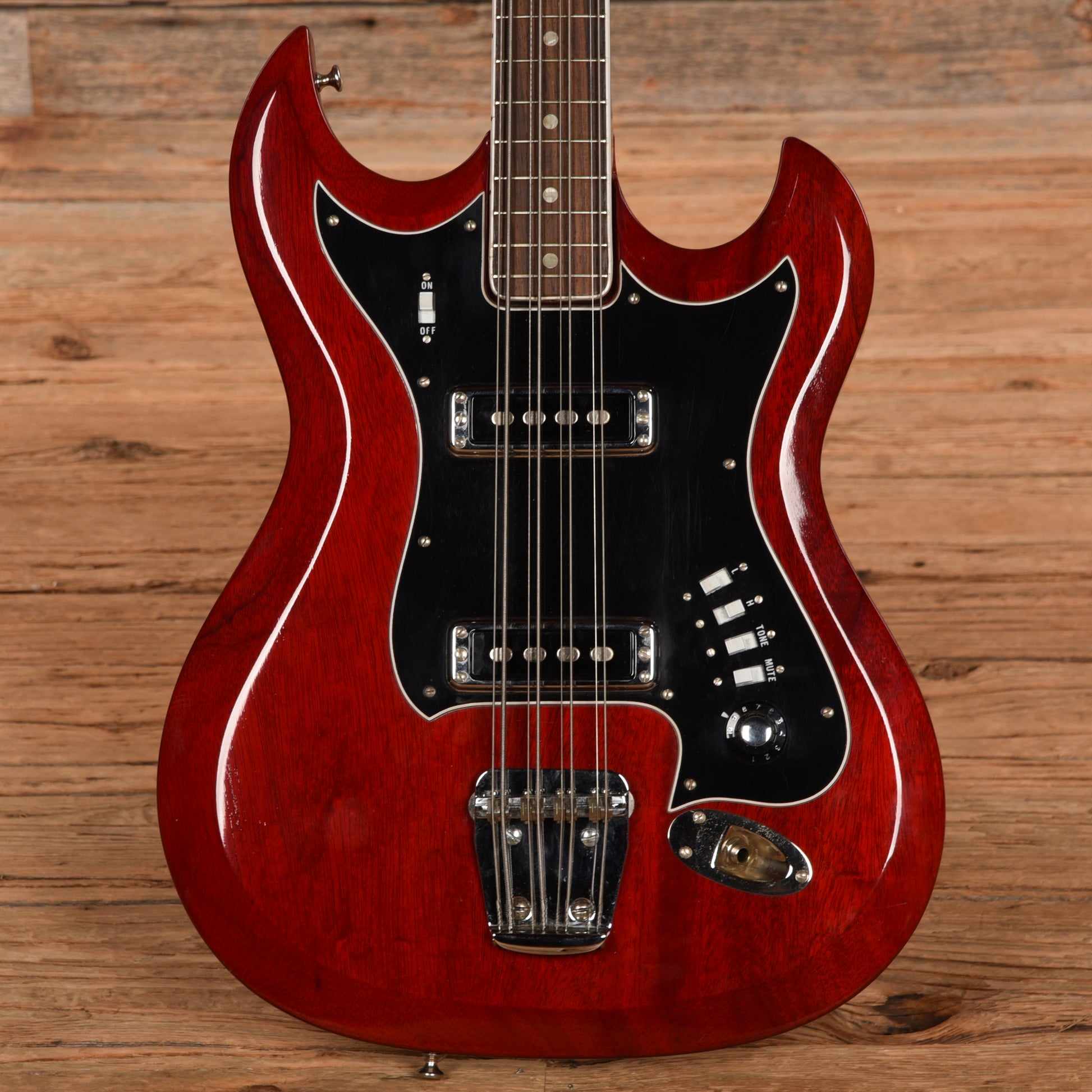Hagstrom 8 String Bass Cherry 1960s Bass Guitars / 5-String or More
