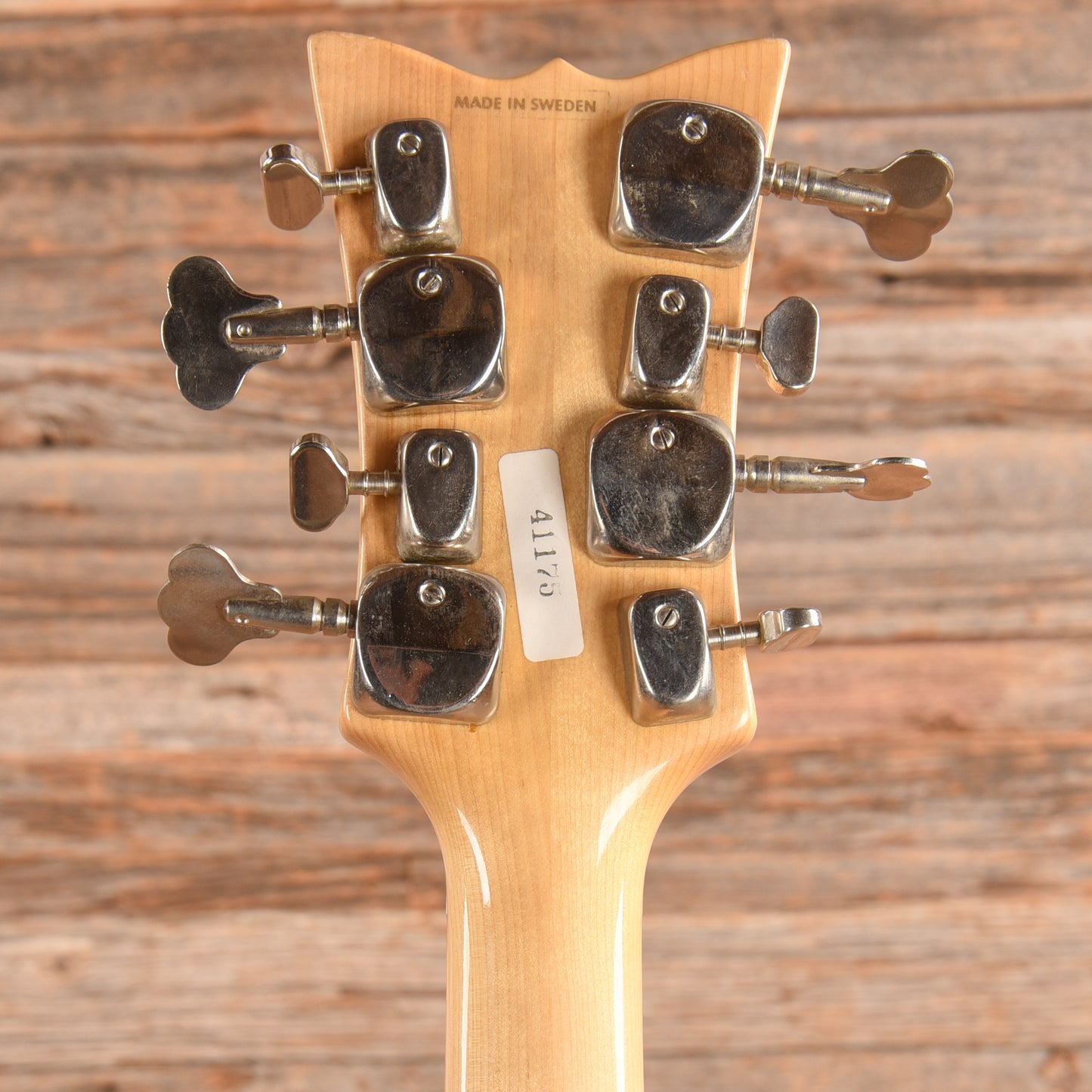 Hagstrom H-8 Sunburst 1968 Bass Guitars / 5-String or More