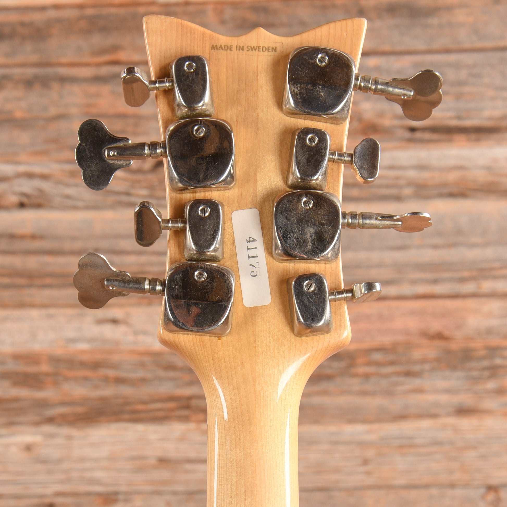 Hagstrom H-8 Sunburst 1968 Bass Guitars / 5-String or More