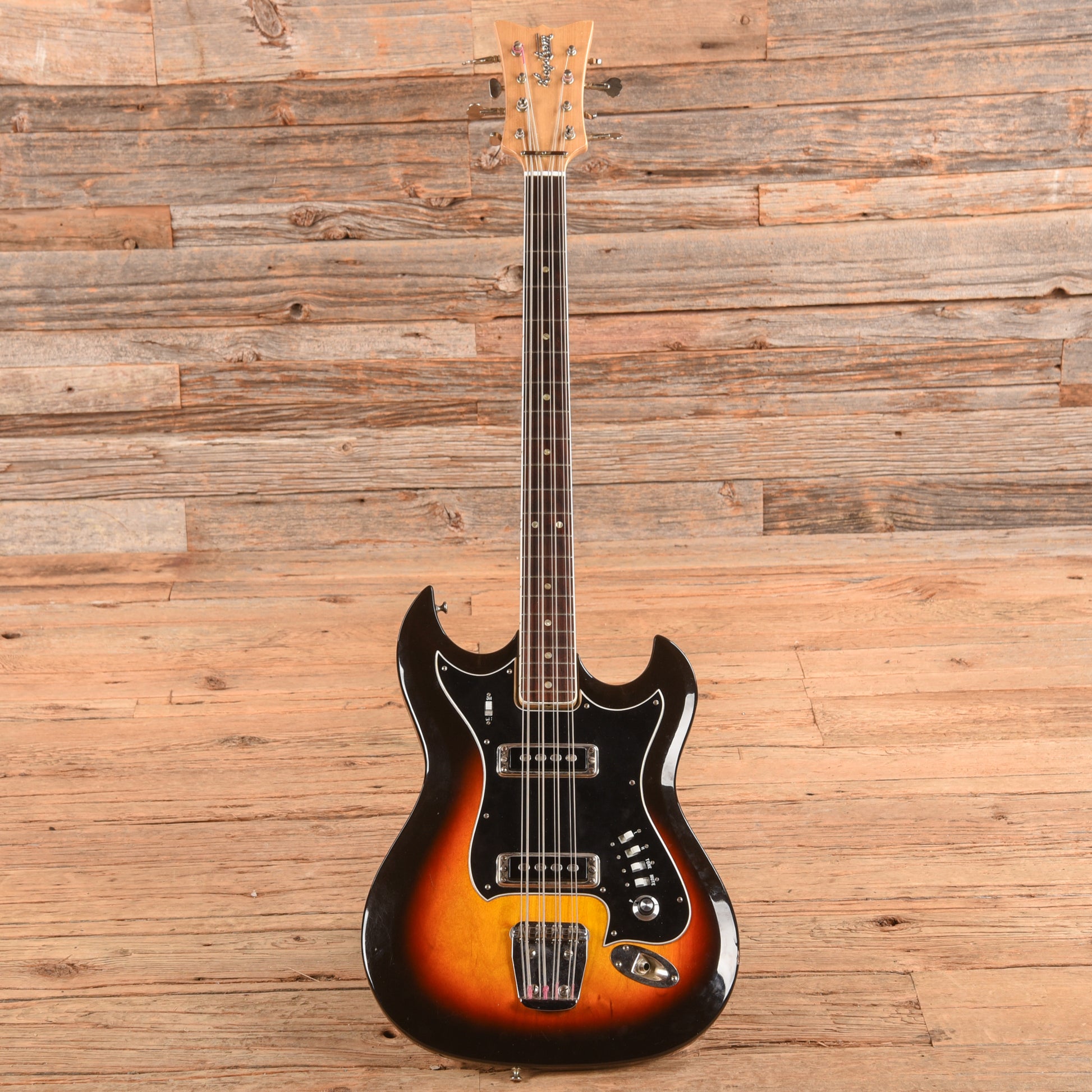 Hagstrom H-8 Sunburst 1968 Bass Guitars / 5-String or More