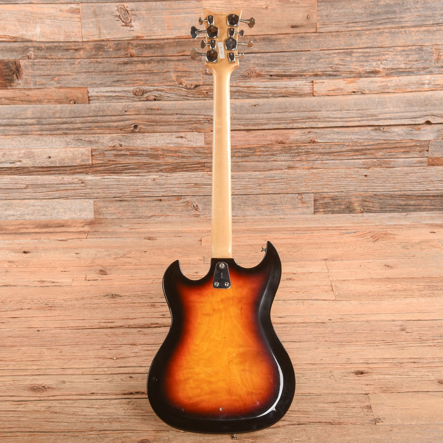 Hagstrom H-8 Sunburst 1968 Bass Guitars / 5-String or More