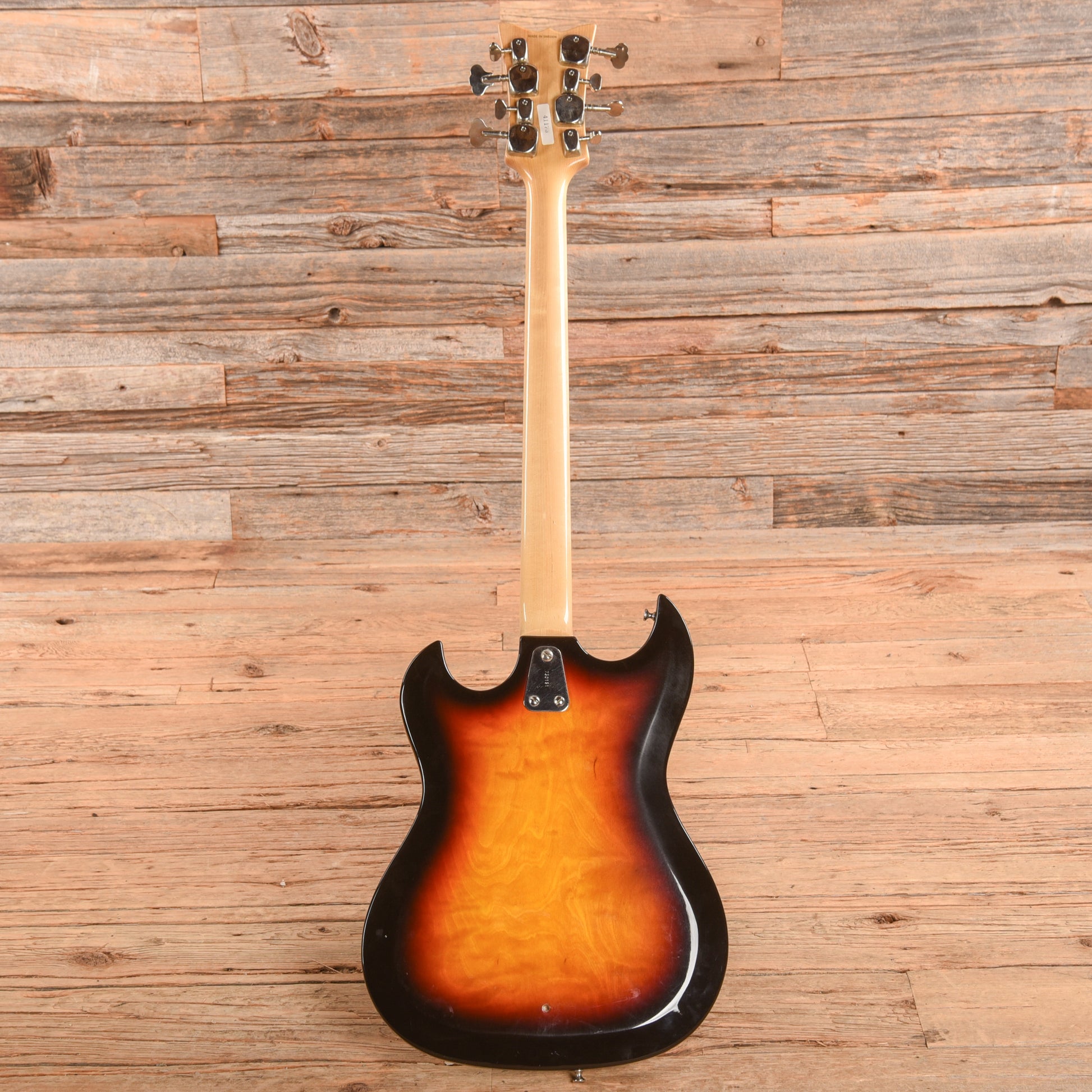 Hagstrom H-8 Sunburst 1968 Bass Guitars / 5-String or More
