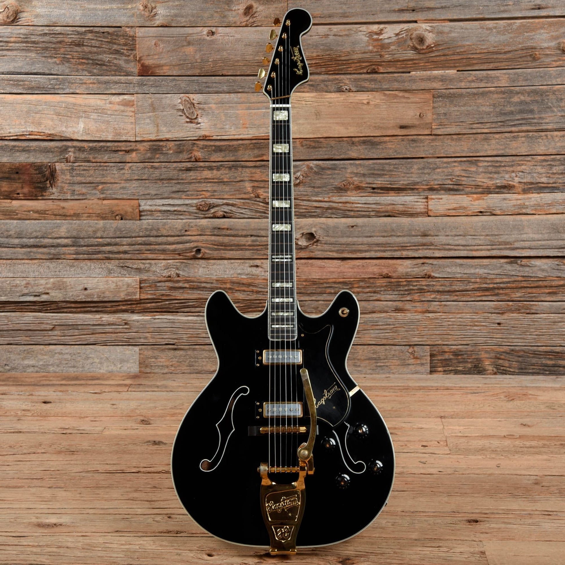 Hagstrom Viking Deluxe Black 1960s Electric Guitars / Hollow Body