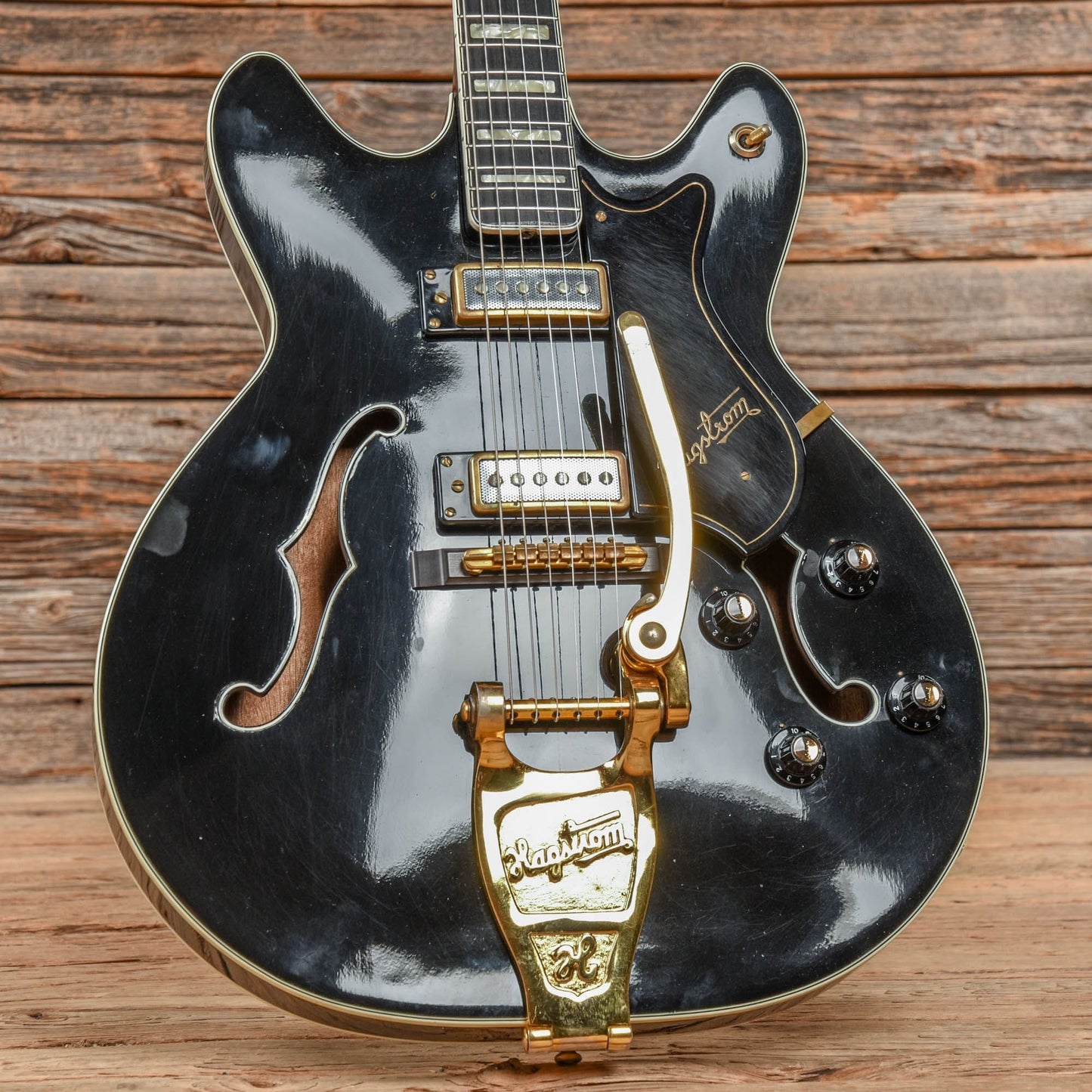 Hagstrom Viking Deluxe Black 1960s Electric Guitars / Hollow Body