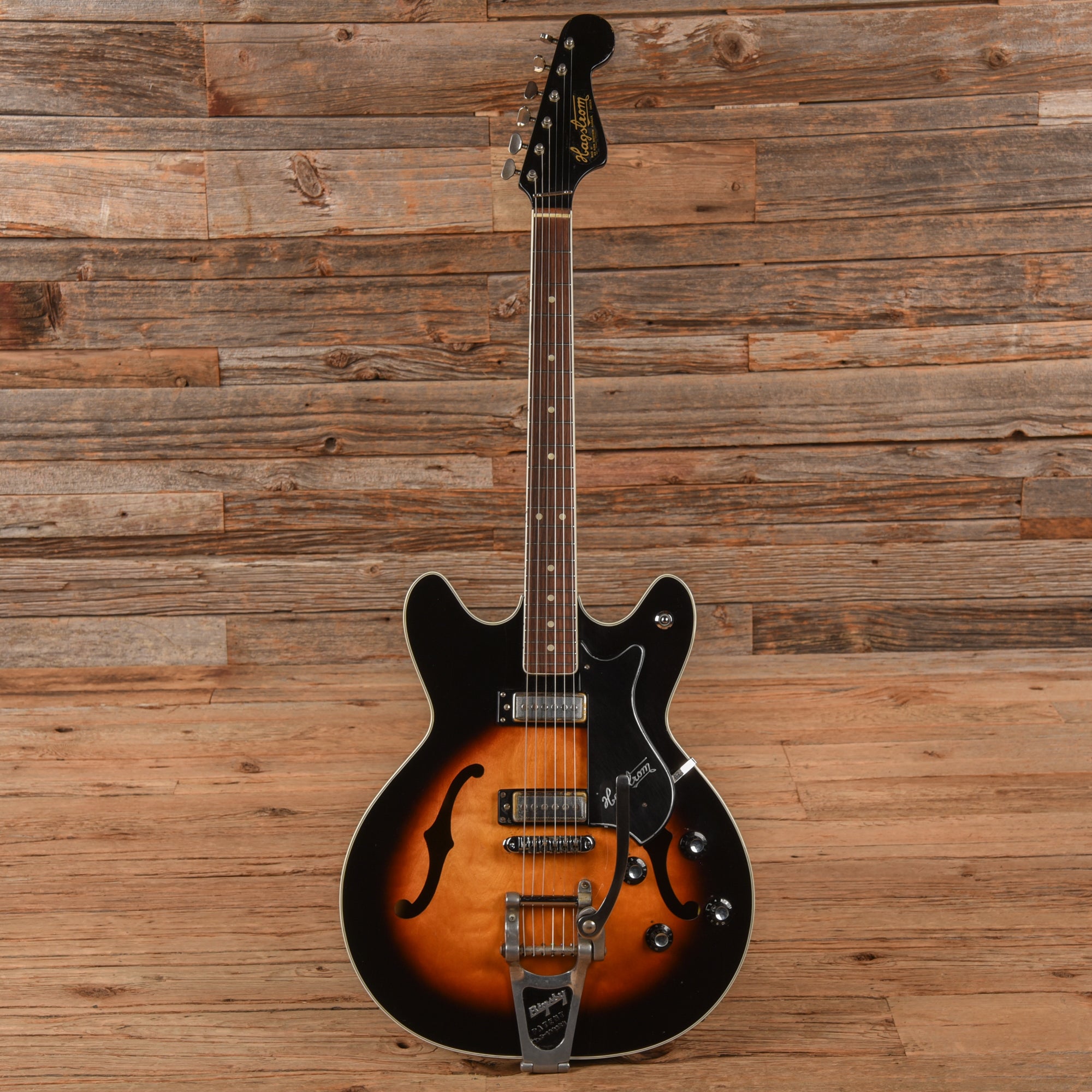 Hagstrom Viking Sunburst 1960s Electric Guitars / Hollow Body